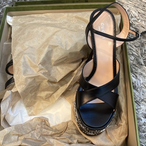 Gucci | Logo Platform Ankle Strap Heels - Picture 3 of 5